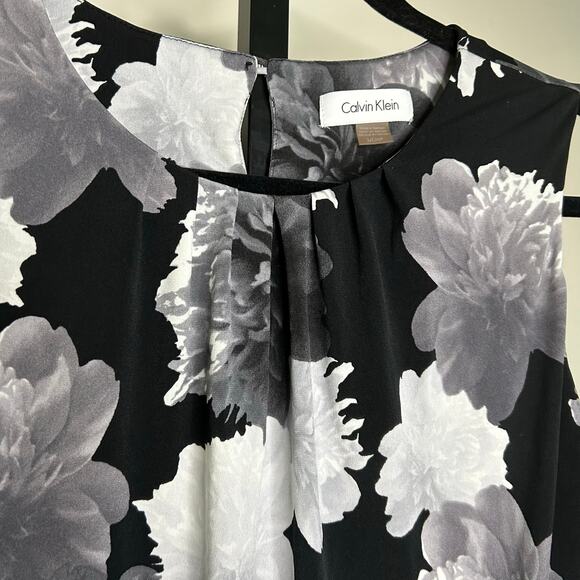 Calvin Klein‎ Sleeveless Blouse- Small- stretchy, gray black, dressy, summer - Picture 4 of 4